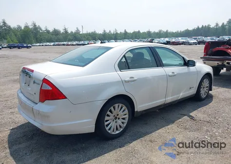 2010 Ford Fusion Hybrid z USA, uszkodzony, nr VIN 3FADP0L37AR283930